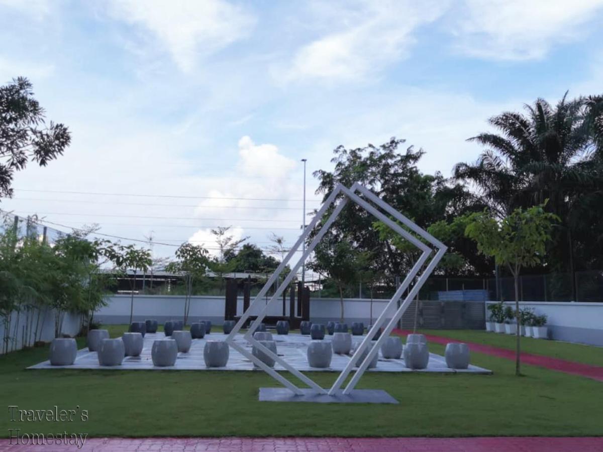 Traveler'S Homestay 旅人窝@ The Venus Sitiawan Kampong Lumut Kiri ภายนอก รูปภาพ