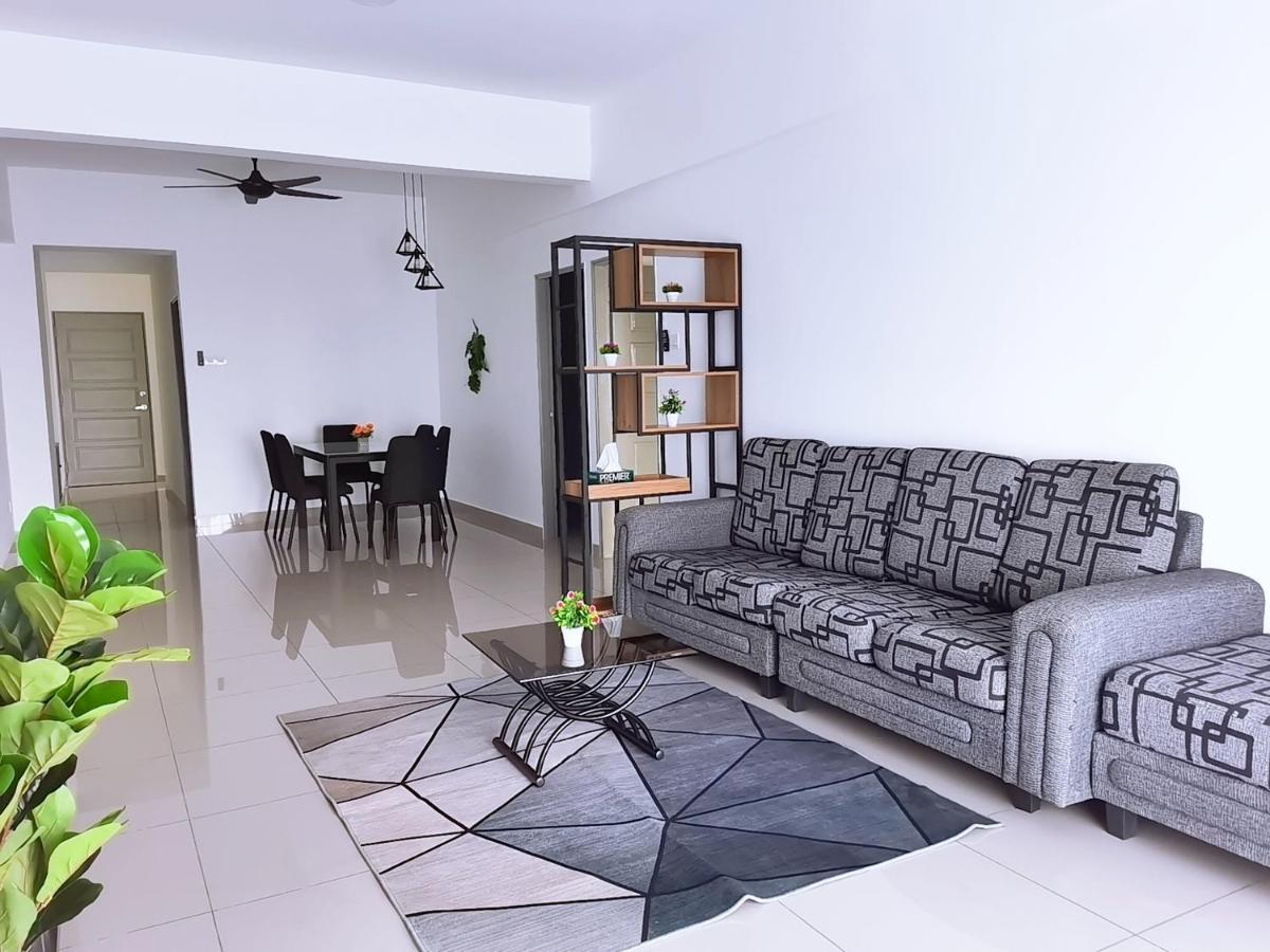 Traveler'S Homestay 旅人窝@ The Venus Sitiawan Kampong Lumut Kiri ภายนอก รูปภาพ