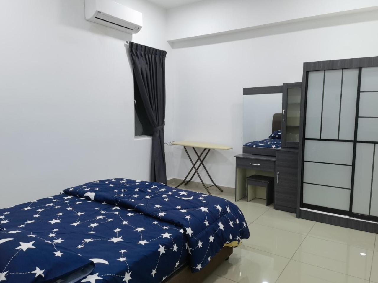 Traveler'S Homestay 旅人窝@ The Venus Sitiawan Kampong Lumut Kiri ภายนอก รูปภาพ